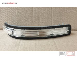 NOVI: delovi  Migavac u retrovizoru Mercedes A klasa W169 2008-2011