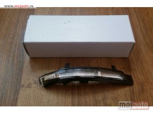 Glavna slika - Migavac u retrovizoru Skoda Octavia Superb 2008-2015 - MojAuto