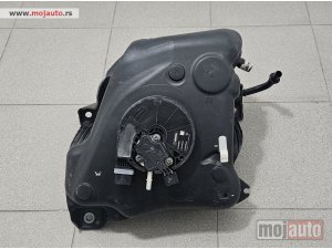 Glavna slika -  Passat B8 / 3G / Skoda SuperB / 3V / 2015-2024 / AD Blue rezervoar sa pumpom&nbsp;/ ORIGINAL - MojAuto