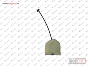 NOVI: delovi  POKLOPAC KUKE ZADNJEG BRANIKA HROM Fiat 500 07-15 -dostupno