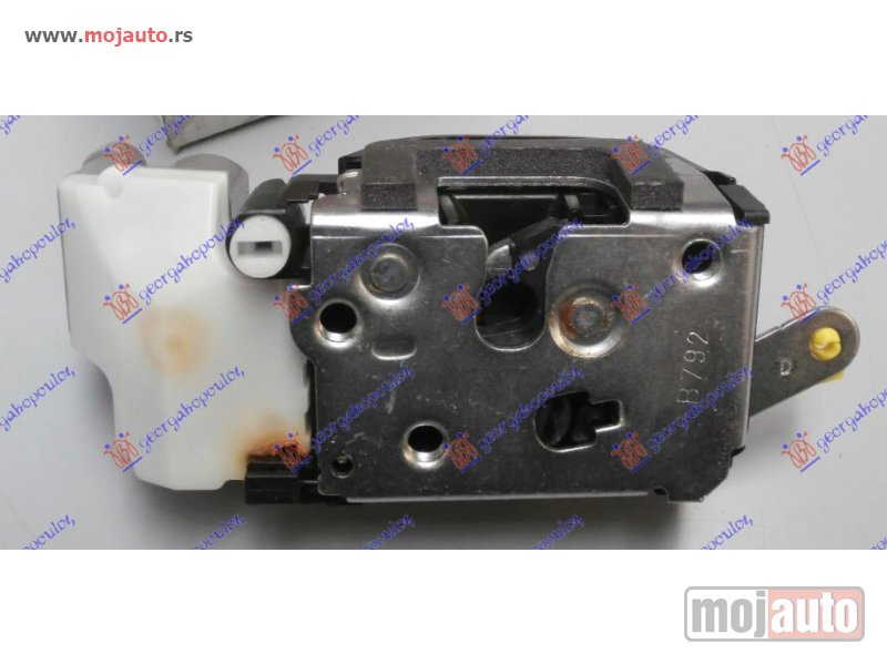 Glavna slika -  BRAVA ZADNJIH VRATA (CENTRALNO ZAKLJUCAVANJE) (4pins) Desno Alfa romeo 147 00-10 -nedostupno - MojAuto