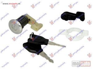 Glavna slika - CILINDAR BRAVE (1 CILINDAR SA 2 KLJUCA) Renault clio 98-01 -dostupno - MojAuto