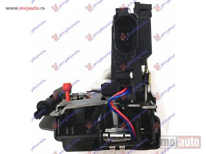 NOVI: delovi  BRAVA ZADNJIH VRATA ELEKTRICNA (7pins) Desno Audi a6 97-04 -dostupno