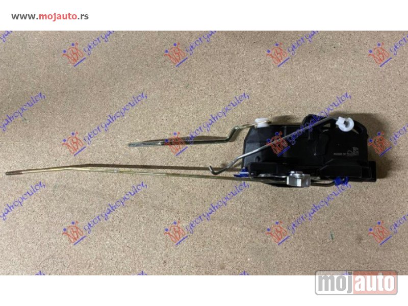 Glavna slika -  BRAVA PREDNJIH VRATA Desno Toyota hi-lux (ln 150/170) 4wd 98-01 -dostupno - MojAuto