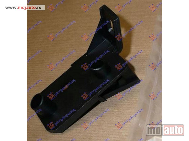Glavna slika -  NOSAC PREDNJEG BRANIKA PLASTICNI Levo Renault megane l/b 99-02 -dostupno - MojAuto