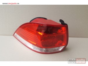NOVI: delovi  Stop svetlo VW Golf 5 karavan