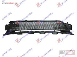 NOVI: delovi  CENTRALNA RESETKA (AMG LINE) Mercedes cla (117) 13-16 -dostupno