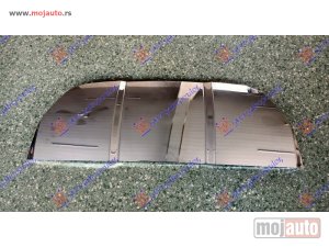 Glavna slika - POKLOPAC KUKE ZADNJEG BRANIKA ZA PRIKOLICU HROM (AMG-LINE) Mercedes ml (w166) 11- -dostupno - MojAuto