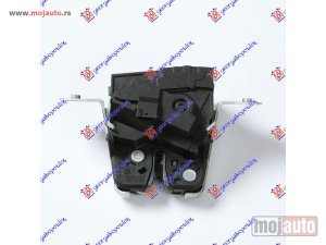 NOVI: delovi  BRAVA GEPEK VRATA ELEKTRICNA (4pins) Mercedes c class (w204) 11-14 -dostupno