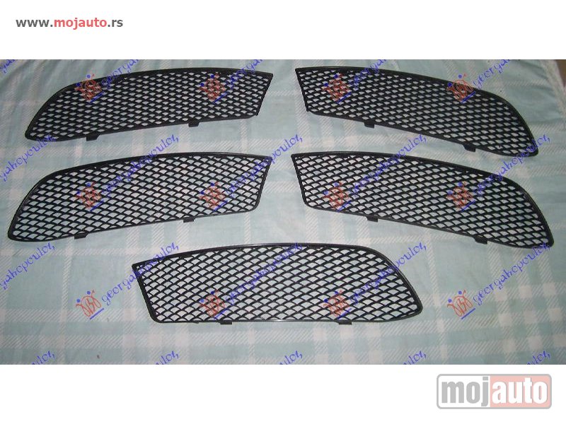 Glavna slika -  RESETKA PREDNJEG BRANIKA (AMG LINE) Levo Mercedes a class (w176) 12-15 -dostupno - MojAuto