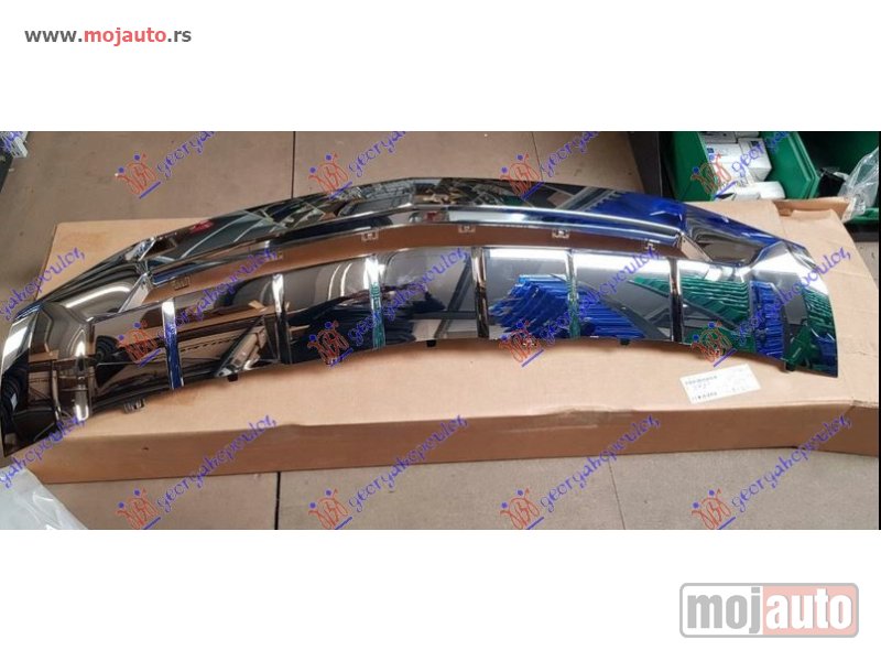Glavna slika -  LAJSNA CENTRALNE RESETKE HROM DONJA (AMG) Mercedes ml (w166) 11- -dostupno - MojAuto