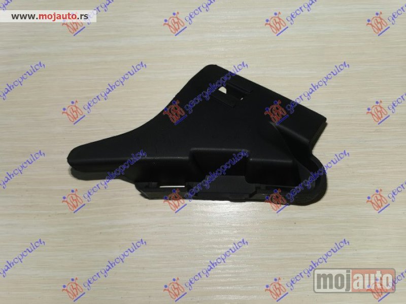 Glavna slika -  NOSAC PREDNJEG BRANIKA GORNJI PLASTICNI (AMG-LINE) Levo Mercedes e class (w212) 13-16 -dostupno - MojAuto