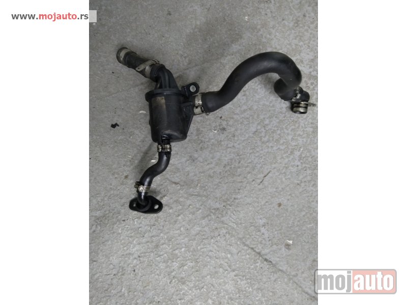 Glavna slika -  Lancia ypsilon 1.3 m jet creva uljnih para Originalni delovi  Moguca ugradnja delova  Alfa Romeo 147-156-166-159-GT-MiTo-Giulietta Fiat bravo 2 - croma -grande punto -multipla 2 -punto 3 -stilo-idea Freemont Panda 3 500L Lancia ypsilon-delta-musa-lybra  U - MojAuto