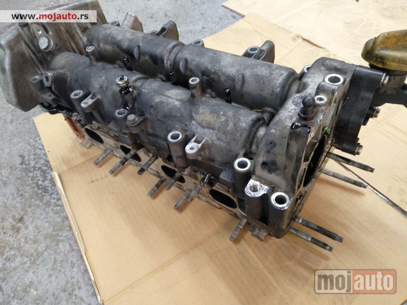 Glavna slika -  Fiat freemont glava motora sa bregastama 2.0 jtd Originalni delovi  Moguca ugradnja delova  Alfa Romeo 147-156-166-159-GT-MiTo-Giulietta Fiat bravo 2 - croma -grande punto -multipla 2 -punto 3 -stilo-idea Freemont Panda 3 500L Lancia ypsilon-delta-musa-ly - MojAuto