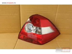 NOVI: delovi  Stop svetlo Renault Megane 2 sedan 2002-2005