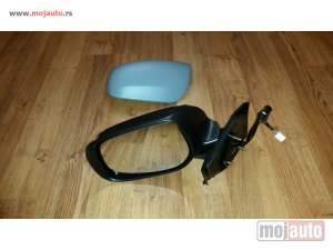 NOVI: delovi  Retrovizor Toyota Yaris 2006-2012