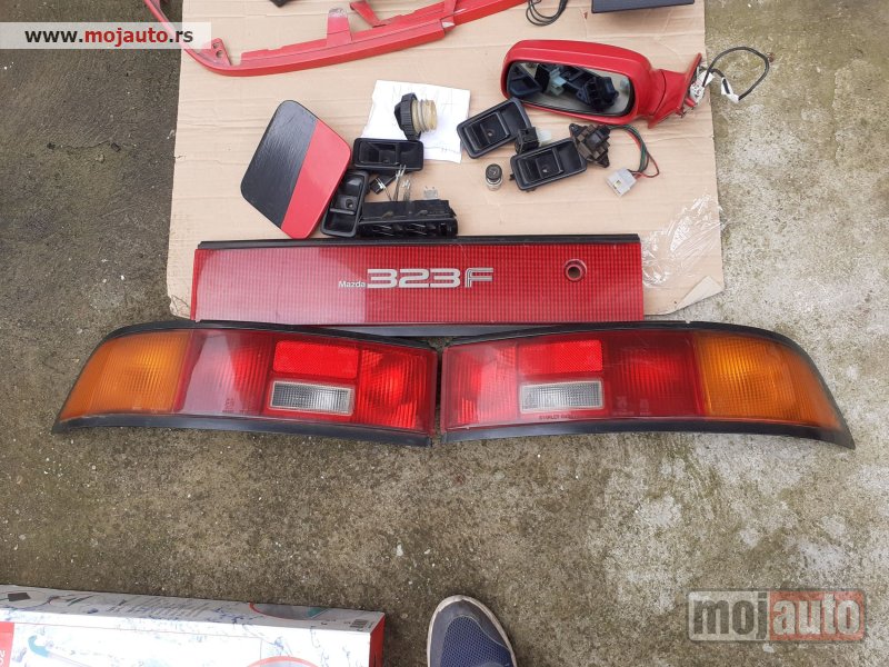 Glavna slika -  MAZDA 323 F-STOP SVETLA - MojAuto