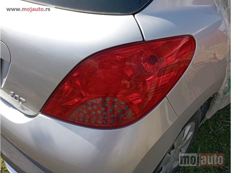 Glavna slika -  Desni stop za Peugeot 207 - MojAuto