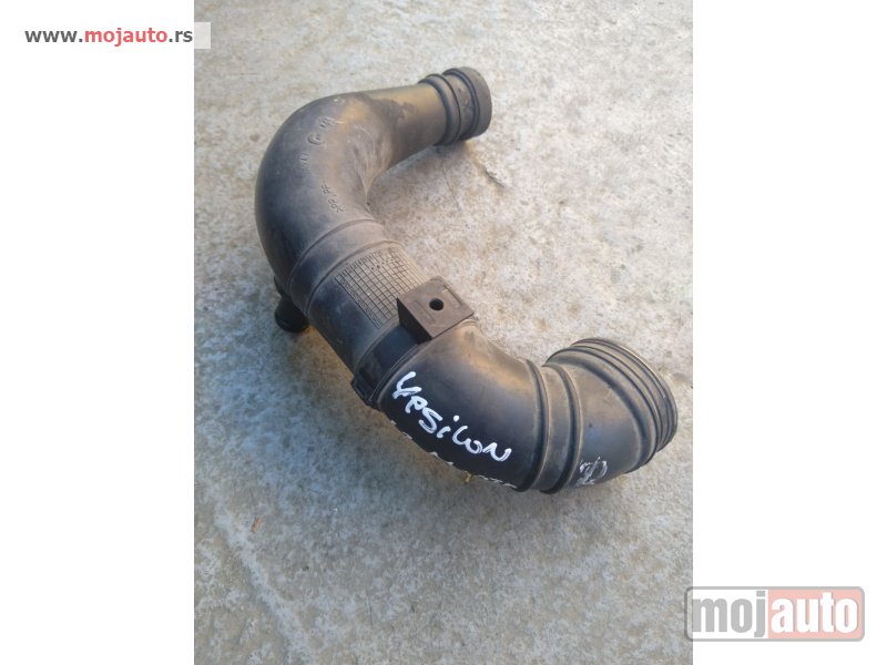 Glavna slika -  Lancia ypsilon 1.3 m jet crevo turbine Originalni delovi  Moguca ugradnja delova  Alfa Romeo 147-156-166-159-GT-MiTo-Giulietta Fiat bravo 2 - croma -grande punto -multipla 2 -punto 3 -stilo-idea Freemont Panda 3 500L Lancia ypsilon-delta-musa-lybra  Ukoli - MojAuto