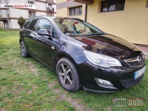 Glavna slika - Opel Astra J - MojAuto