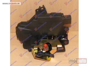 NOVI: delovi  BRAVA ZADNJIH VRATA ELEKTRICNA (7pins) Desno Audi a4 00-04 -dostupno
