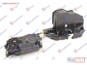 NOVI: delovi  BRAVA PREDNJIH VRATA ELEKTRICNA (MEKO ZATVARANJE) (7pins) Levo Bmw x5 (e70) 07-10 -dostupno
