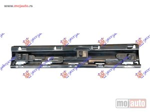 NOVI: delovi  NOSAC PLASTICNE SAJTNE SREDNJI Levo Bmw x1 (f48) 19-22 -dostupno