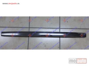 NOVI: delovi  LAJSNA ZADNJEG BRANIKA HROM Fiat linea 13-15 -dostupno