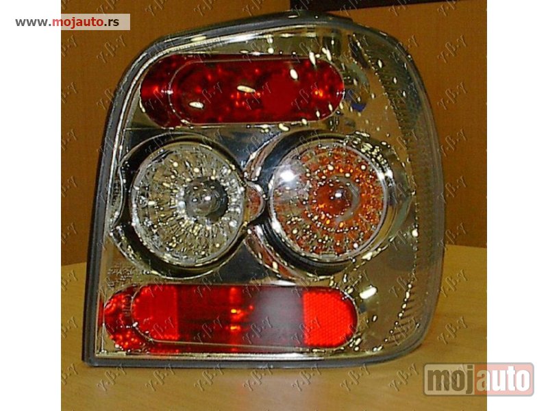 Glavna slika -  STOP LAMPA TUNING BELA SET Vw polo 94-99 -dostupno - MojAuto