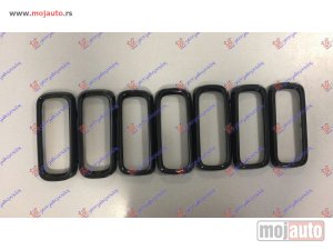 NOVI: delovi  PVC MASKA CRNA (SET 7 KOM) Jeep renegade 14-18 -nedostupno