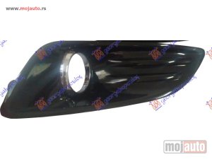 NOVI: delovi  RESETKA PREDNJEG BRANIKA (SA MAGLENKOM) (HROM LAJSNA) SJAJ-CRNA Desno Ford fiesta 13-17 -dostupno