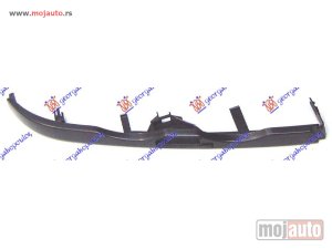 NOVI: delovi  LAJSNA FARA (SA OTVOROM ZA PRSKALICU) Desno Bmw series 3 (e46) sdn 99-02 -dostupno