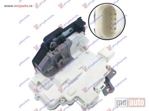 NOVI: delovi  BRAVA ZADNJIH VRATA ELEKTRICNA (8pins) Levo Audi q5 12-16 -dostupno
