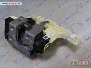 NOVI: delovi  BRAVA PREDNJIH VRATA (CENTRALNO ZAKLJUCAVANJE) (4pins) Desno Vw crafter 06-17 -dostupno