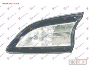 NOVI: delovi  STOP LAMPA UNUTRASNJA 5 VRATA Desno Mazda 3 sdn-h/b (bl) 08-13 -dostupno