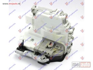 NOVI: delovi  BRAVA ZADNJIH VRATA (CENTRALNO ZAKLJUCAVANJE) (6pins) (A KVALITET) Levo Audi a1 10-14 -dostupno
