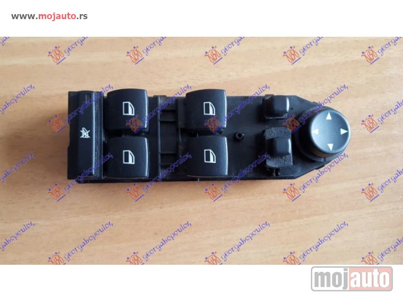 Glavna slika -  PREKIDAC U PREDNJIM VRATIMA (4 TASTERA) (ELEKTRO-SKLOPIV RETROVIZOR) -2007 (4 PIN) Levo Bmw series 5 (e60/61) 03-10 -dostupno - MojAuto