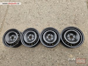 Glavna slika - Celicne Felne 15Coli 5x114,3 Reno Senik kao nove odlicne - MojAuto