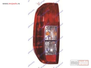 NOVI: delovi  STOP LAMPA KOMPLET (BEZ MAGLENKE) (SA RIKVERC SVETLOM) (TAJLAND) Levo Nissan p/u (d40) navara 2wd-4wd 05-10 -nedostupno