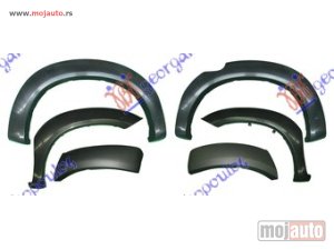 NOVI: delovi  RUB PLASTICNI NA BLATOBRANU 4 VRATA (SET 6 KOM) Toyota hi-lux 2wd/4wd 05-09 -nedostupno