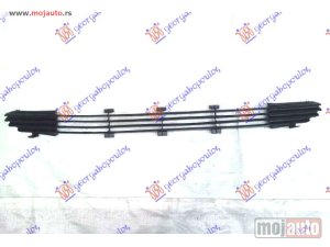 NOVI: delovi  CENTRALNA RESETKA (BEZ MAGLENKI) Ford fiesta 96-99 -dostupno