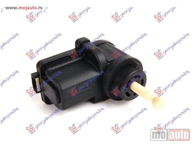 Glavna slika -  MOTOR FARA (DEPO) Audi a4 00-04 -dostupno - MojAuto