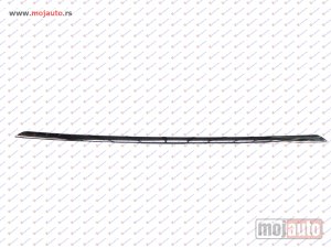 NOVI: delovi  LAJSNA PREDNJEG BRANIKA HROM Bmw series 3 (f30/f31) sdn/s.w. 12-14 -dostupno
