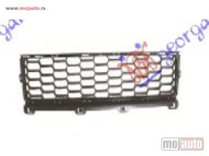 NOVI: delovi  CENTRALNA RESETKA Jeep renegade 14-18 -dostupno