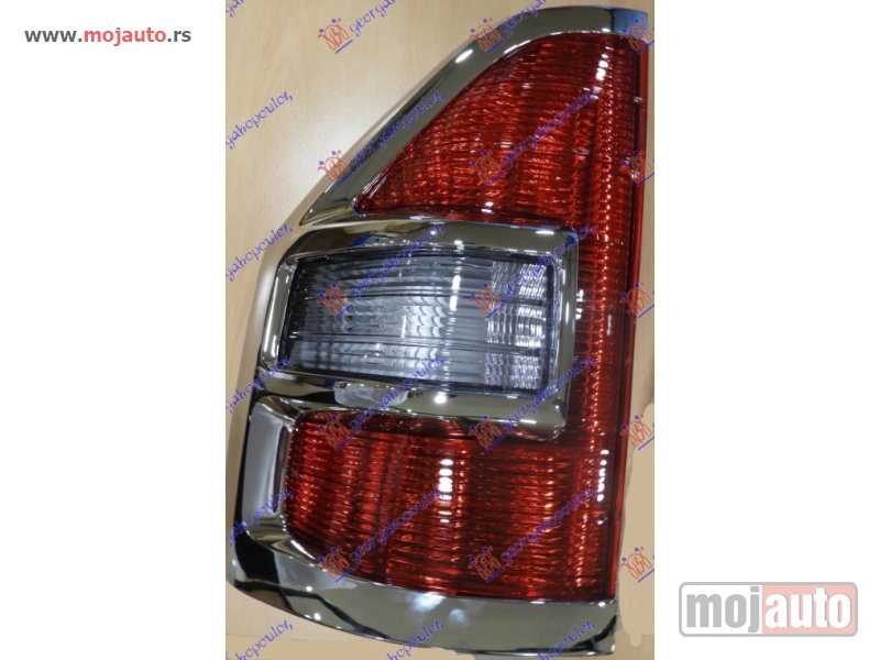 Glavna slika -  STOP LAMPA -2003 Levo Mitsubishi pajero 01-07 -nedostupno - MojAuto