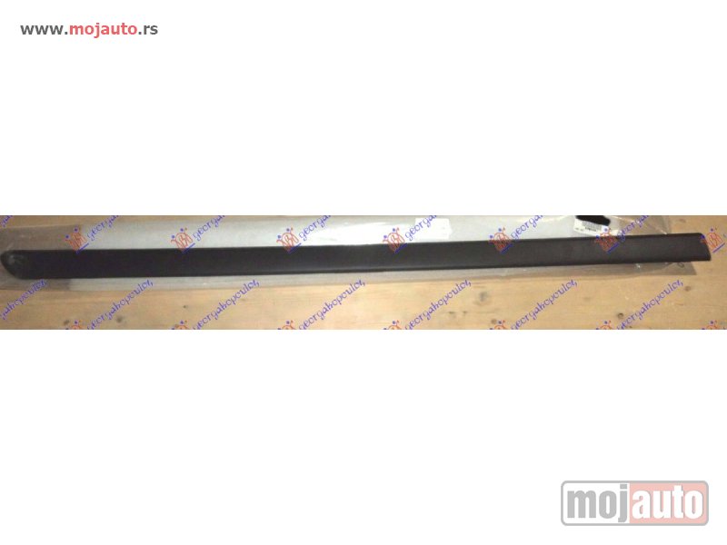 Glavna slika -  LAJSNA ZADNJIH VRATA (O) Desno Fiat ulysse 02-11 -nedostupno - MojAuto