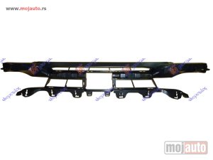 NOVI: delovi  CENTRALNA RESETKA (TEMPOMAT) (BASE LINE) Bmw series 3 (f30/f31) sdn/s.w. 12-14 -dostupno