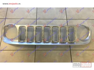 NOVI: delovi  PVC MASKA SREBRNA Jeep renegade 14-18 -dostupno