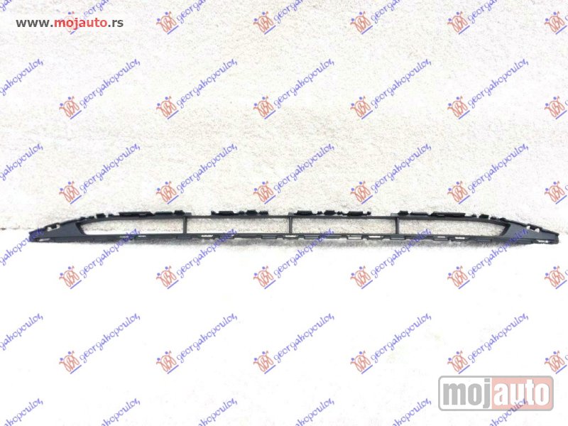 Glavna slika -  CENTRALNA RESETKA (S-LINE/S3) Audi a3 3d/sportback 12-16 -dostupno - MojAuto