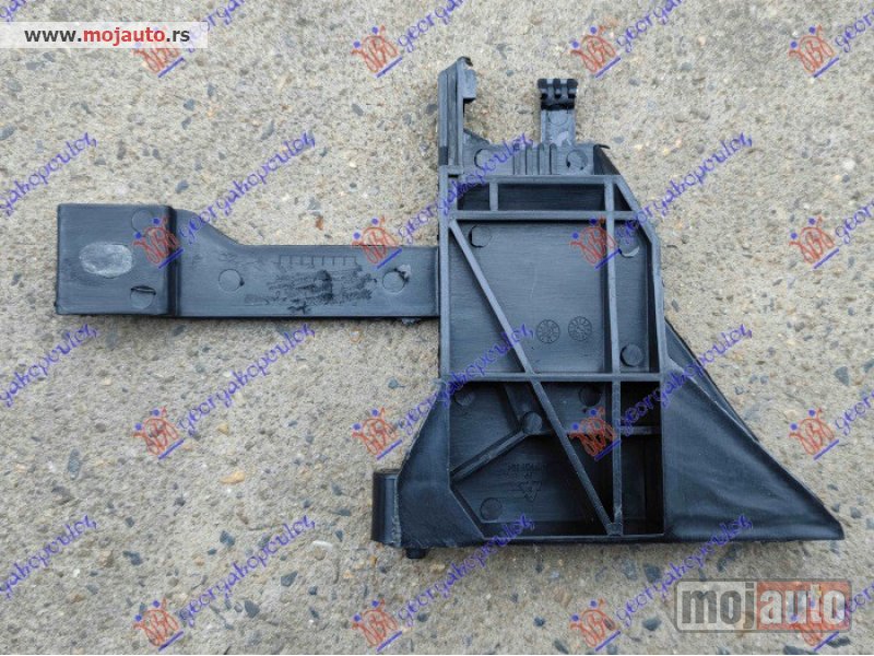 Glavna slika -  NOSAC VEZNOG LIMA BOCNI PLASTICNI Levo Mercedes a class (w176) 12-15 -dostupno - MojAuto
